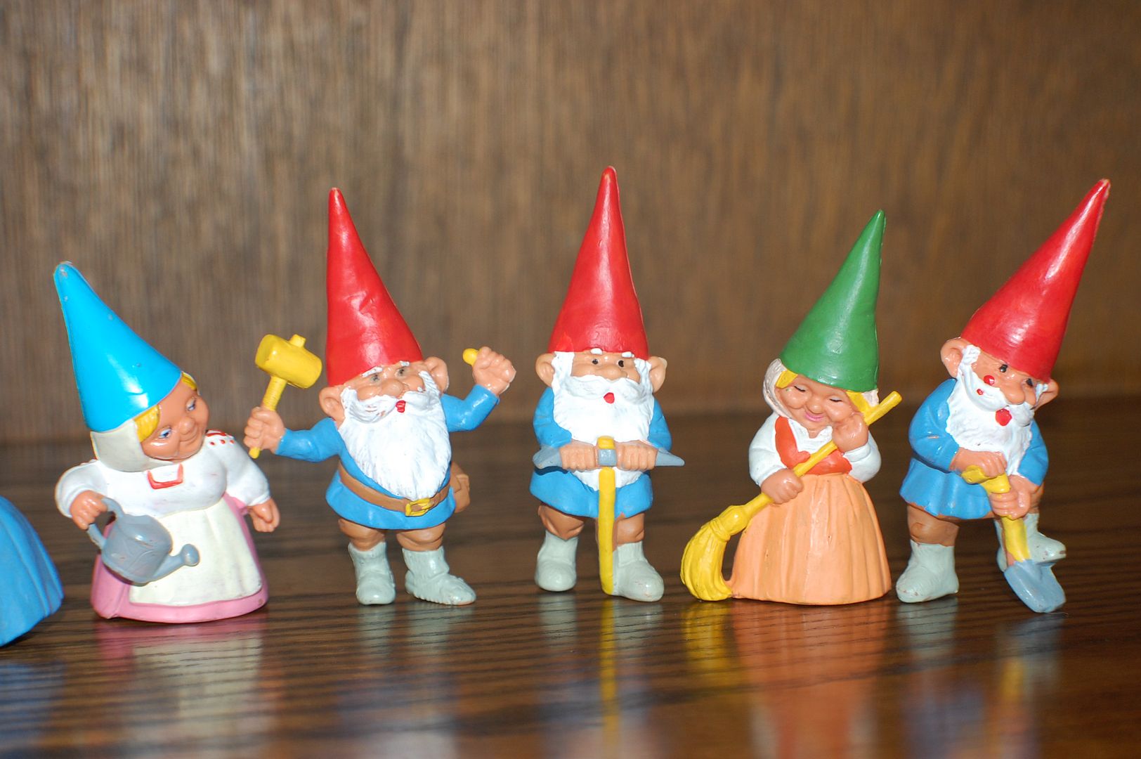 David The Gnome Set of 9 Working Gnomes & Hockey Player Rubber Toy Fig Jadees Antique Bear Shoppe
